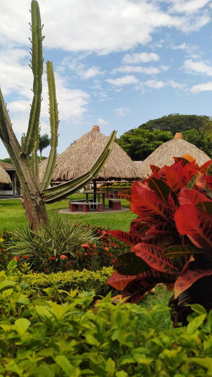 Hotel Las Victorias Palmira Eksteriør bilde